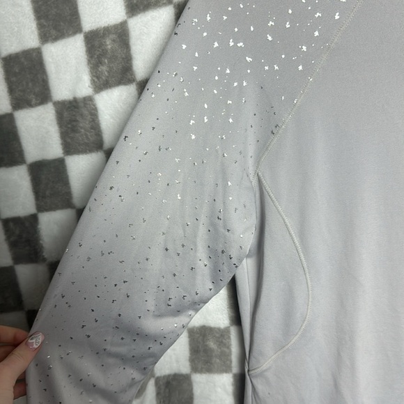 Under Armour Large / L Semi-Fitted Heat Gear White Sox Long Sleeve Thermal - Picture 4 of 11